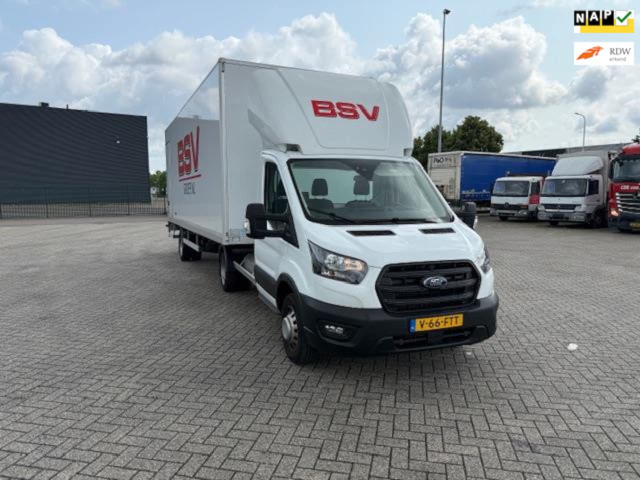 Ford Transit - 470 L2H1 Chassis Trend 170 Pk RWD BE-Trekker met oplegger Fabrieksgarantie tot 04-06-2026 - AutoWereld.nl