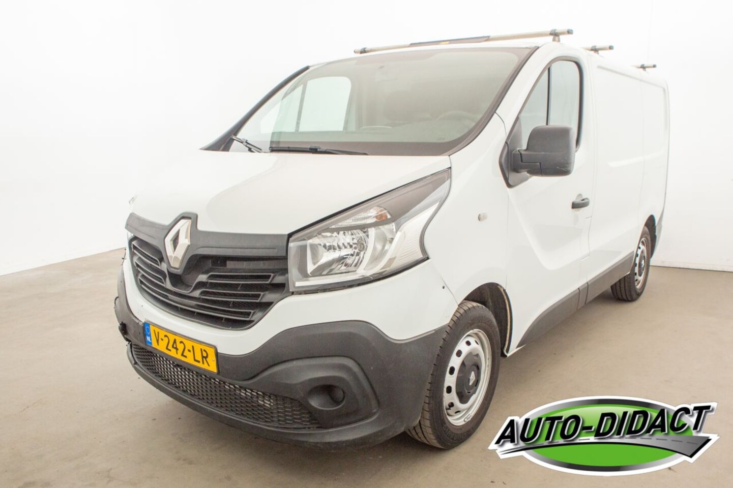 Renault Trafic - 1.6 dCi T27 L1H1 Airco - AutoWereld.nl
