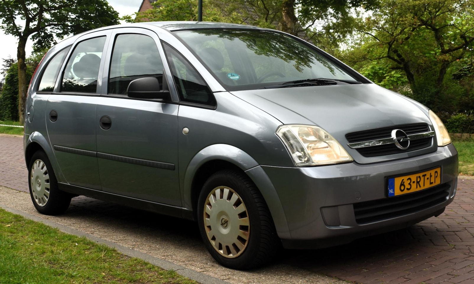 Opel Meriva - 1.6-16V Essentia 5 DEURS MET AIRCO, CENTRALE VERGENDELING EN MEER! - AutoWereld.nl