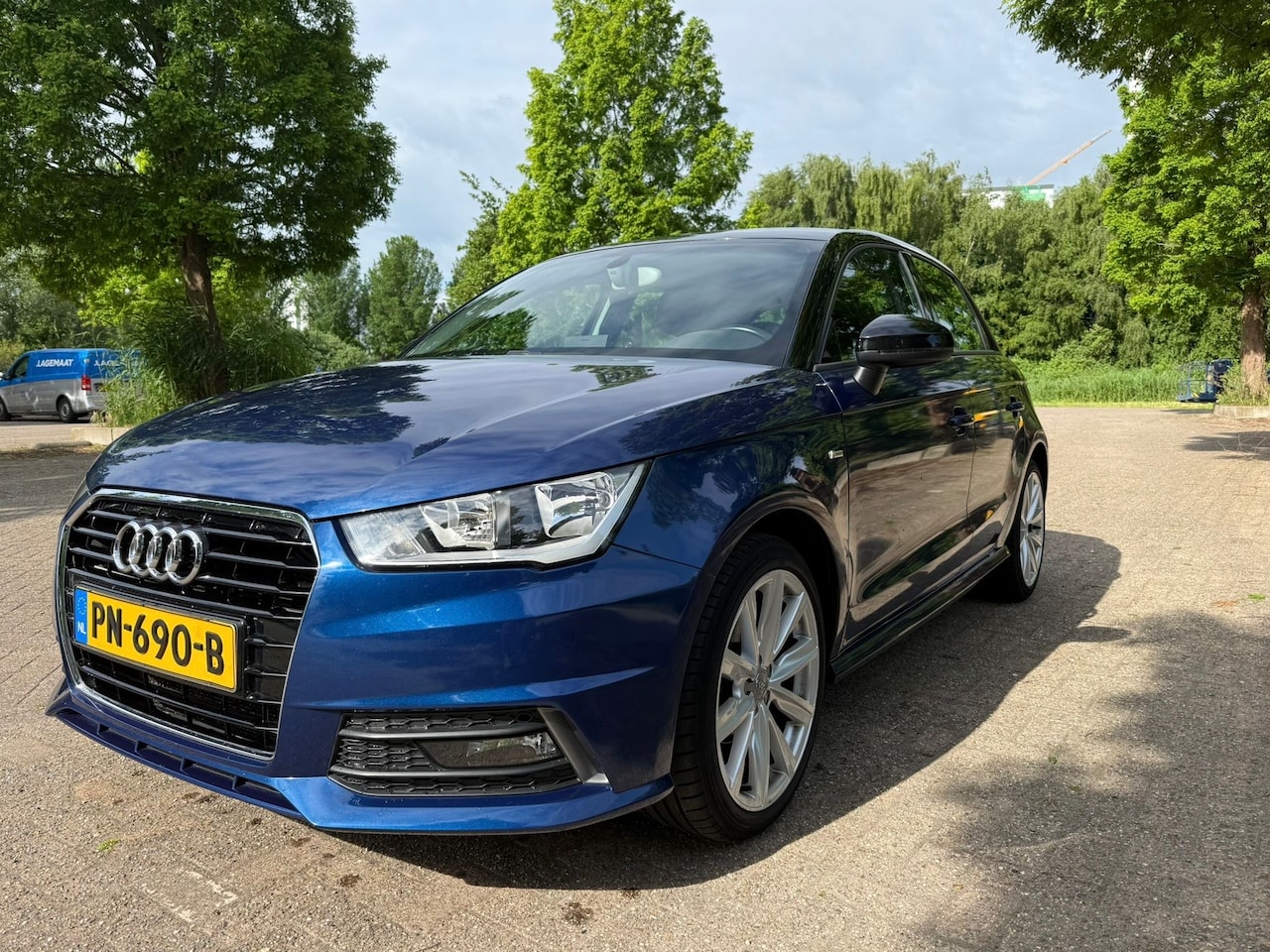 Audi A1 Sportback - 1.0 TFSI Adrenalin Sportback Adrenaline-uitvoering met S line exterieur - AutoWereld.nl