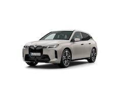 BMW iX - xDrive45 M Sportpakket | M Sportpakket Pro | Comfort Pack icm M Sportpakket | Innovation P