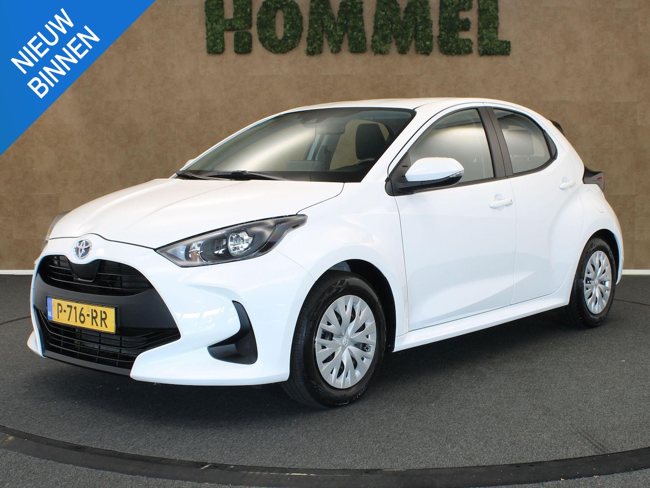 Toyota Yaris - 1.5 Hybrid Active - ORIGINEEL NEDERLANDSE AUTO - AFNEEMBARE TREKHAAK - CRUISE CONTROL ADAP - AutoWereld.nl