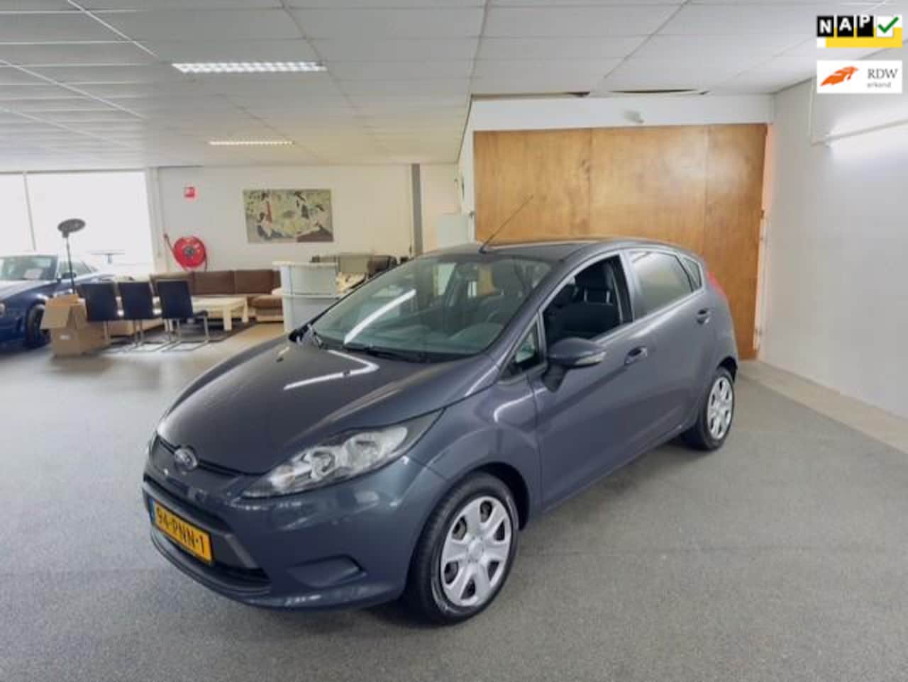 Ford Fiesta - 1.25 Limited Apk Nieuw,Airco,E-Ramen,N.A.P,5Deurs,2 sleutels + Facturen + Boekjes aanwezig - AutoWereld.nl