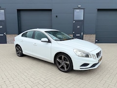 Volvo S60 - 1.6 T3 R-Design Nette NL Auto