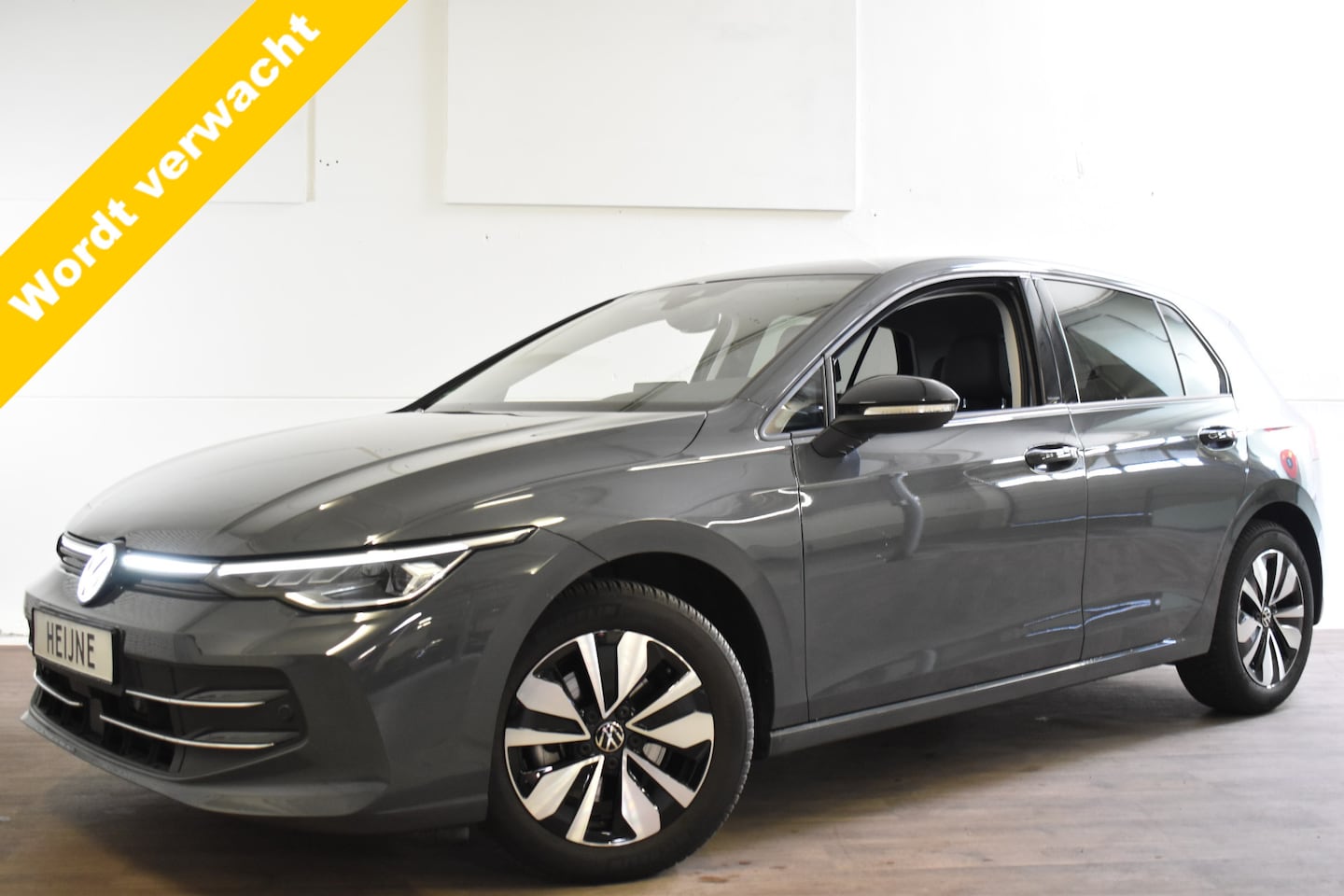 Volkswagen Golf - 1.5 TSI LIFE VIRTUAL/NAVI/TREKHAAK - AutoWereld.nl