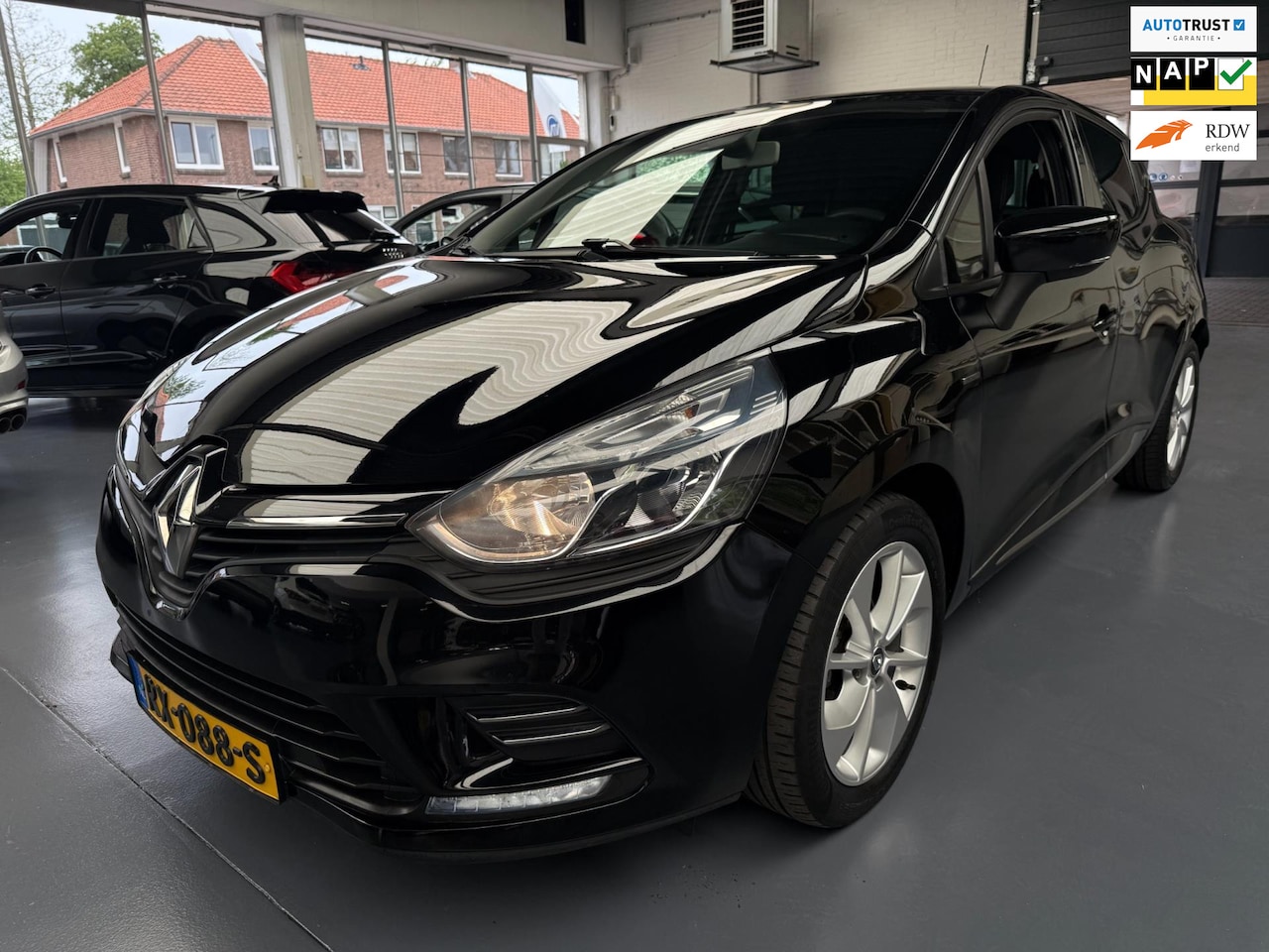 Renault Clio - 0.9 TCe Intens |Keyless Entry/Go|Navi| - AutoWereld.nl