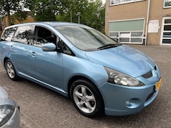 Mitsubishi Grandis - 2.4-16V Intense 7 stoelen nette auto