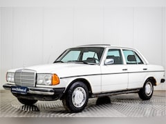 Mercedes-Benz 240 - D