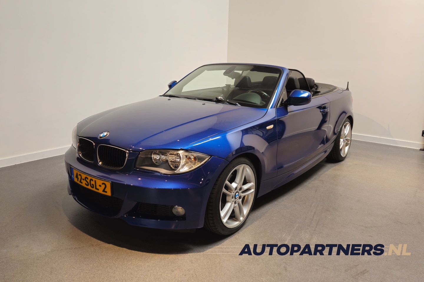 BMW 1-serie Cabrio - 118i High Executive - 1ste eigenaar - AutoWereld.nl