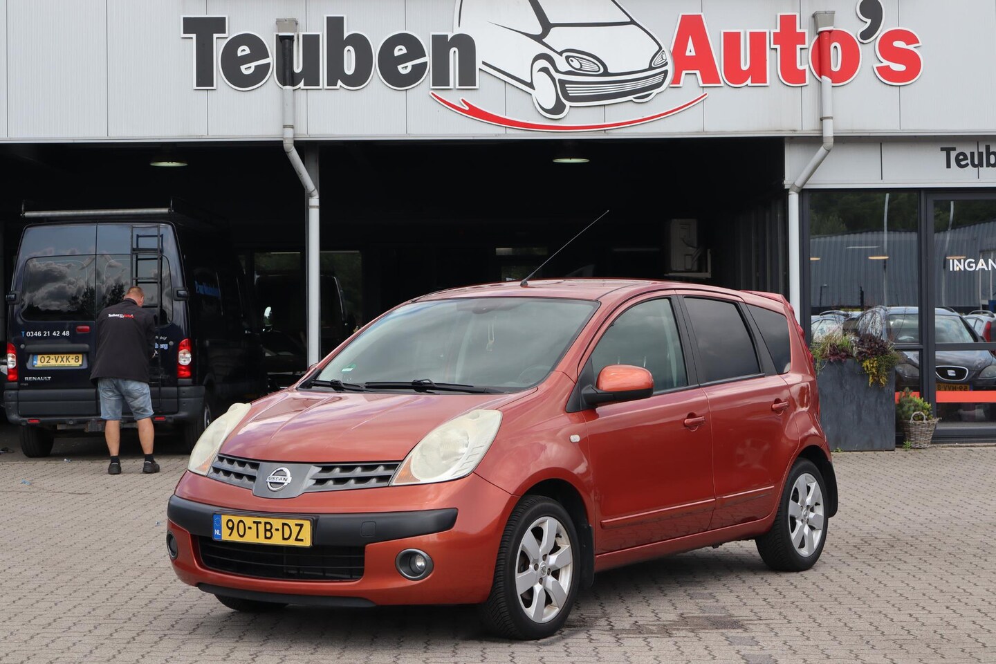 Nissan Note - 1.6 First Note Airco, Climate control, Elektrische ramen, Trekhaak - AutoWereld.nl