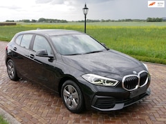 BMW 1-serie - 116d Executive AUT 2021 EXECUTIVE