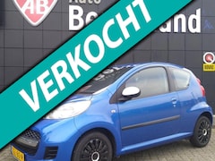 Peugeot 107 - 1.0 12V Uban Move Airco / Elektrisch pakket