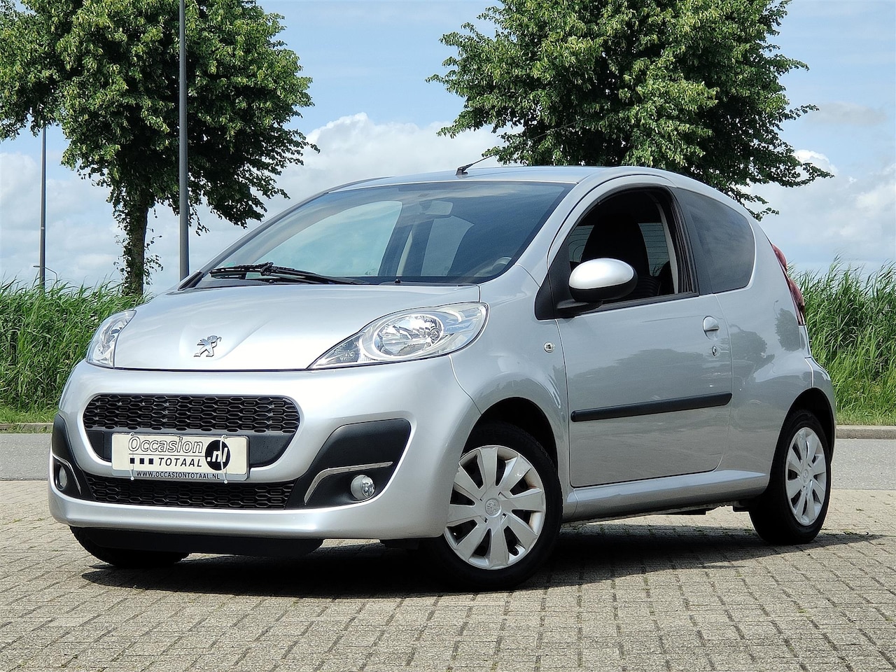 Peugeot 107 - 1.0 Active | 3Drs | Airco - AutoWereld.nl
