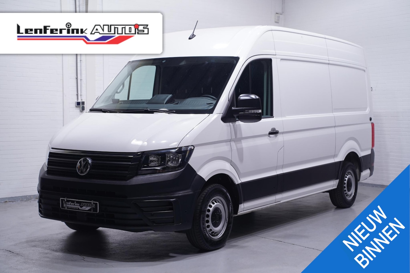 Volkswagen Crafter - 2.0 TDI 140 pk L3H3 Airco, Apple Carplay, Dodehoek Assist, 270 Graden Deuren, Laadruimte P - AutoWereld.nl