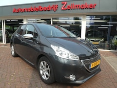 Peugeot 208 - 1.2 VTi Style Airco, LM Velgen, Navi