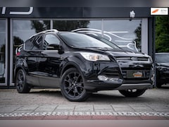 Ford Kuga - 1.6 Titanium Plus 4WD|Trekhaak|Half leder|Navi|Automaat|Camera|Cruise