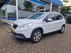 Peugeot 2008 - 1.2 PureTech Style | Trekhaak | Nieuwe Distributieriem