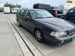 Volvo V70 - 2.5 T Exclusive