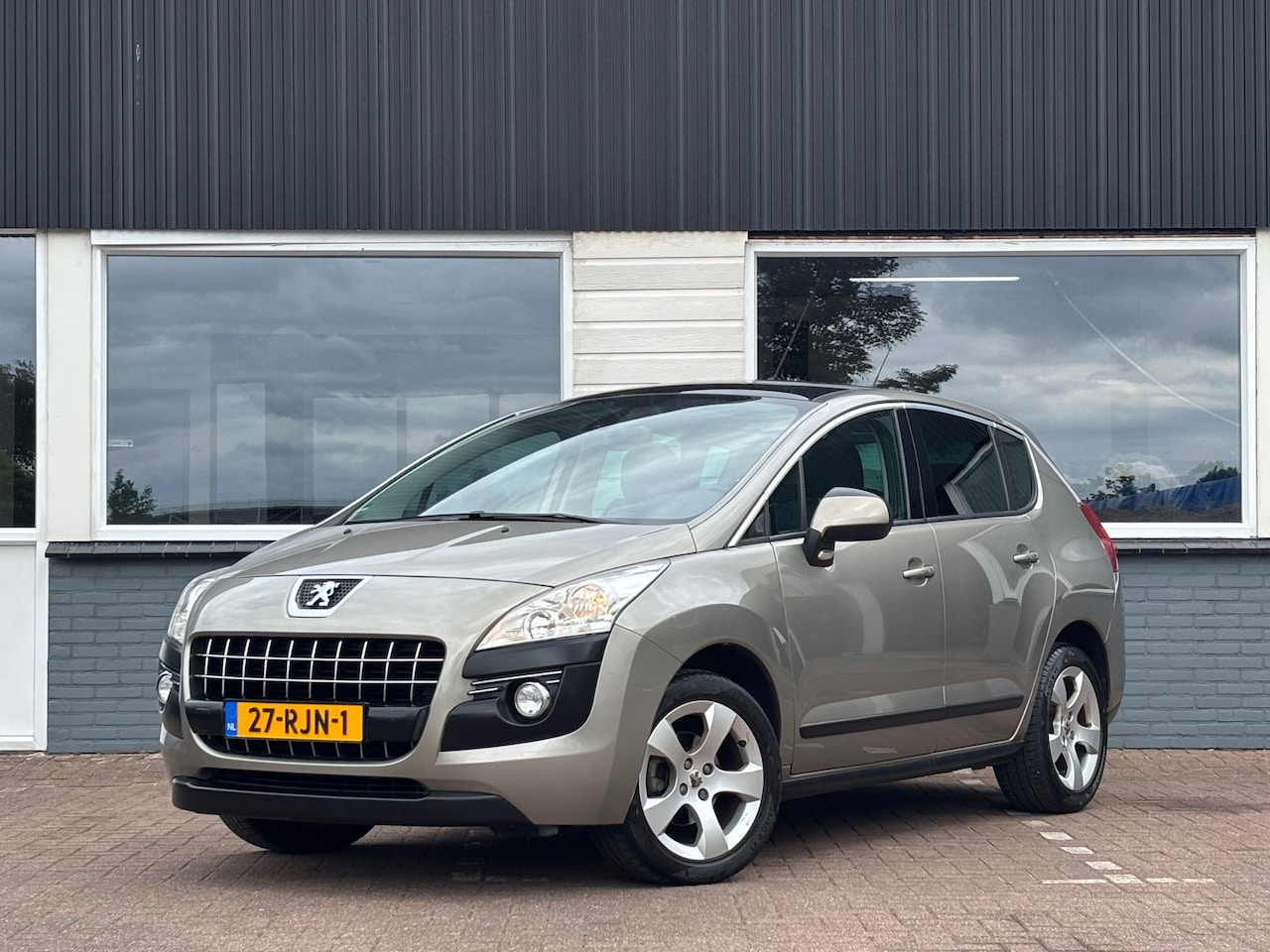 Peugeot 3008 - 1.6VTi Première / Dakje / Parkeersensoren / NAP - AutoWereld.nl