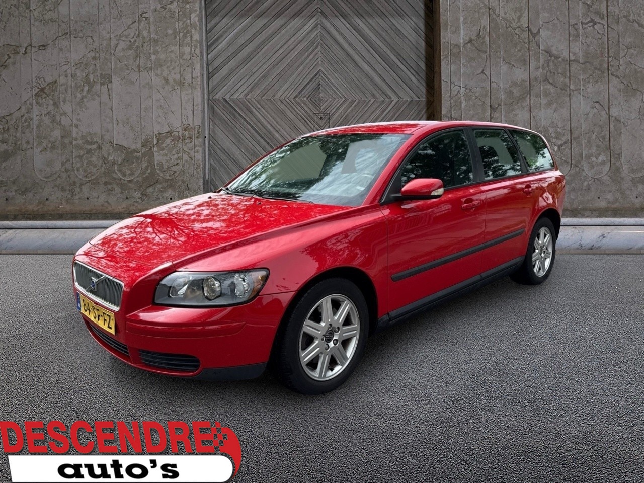 Volvo V50 - 2.4 Kinetic automaat - AutoWereld.nl