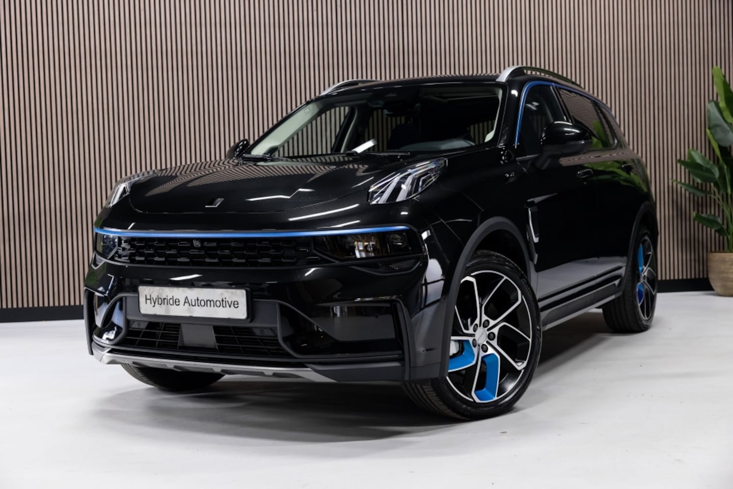 Lynk & Co 01 - 1.5 PHEV | 360 CAM | PANO | CARPLAY | ACC | BLIS | - AutoWereld.nl