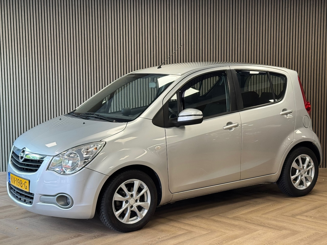 Opel Agila - 1.2 Edition AUTOMAAT AIRCO - AutoWereld.nl
