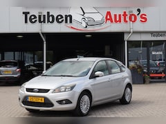 Ford Focus - 1.8 Limited Navigatie, Climate control, Elektrische ramen, Cruise control, Trekhaak