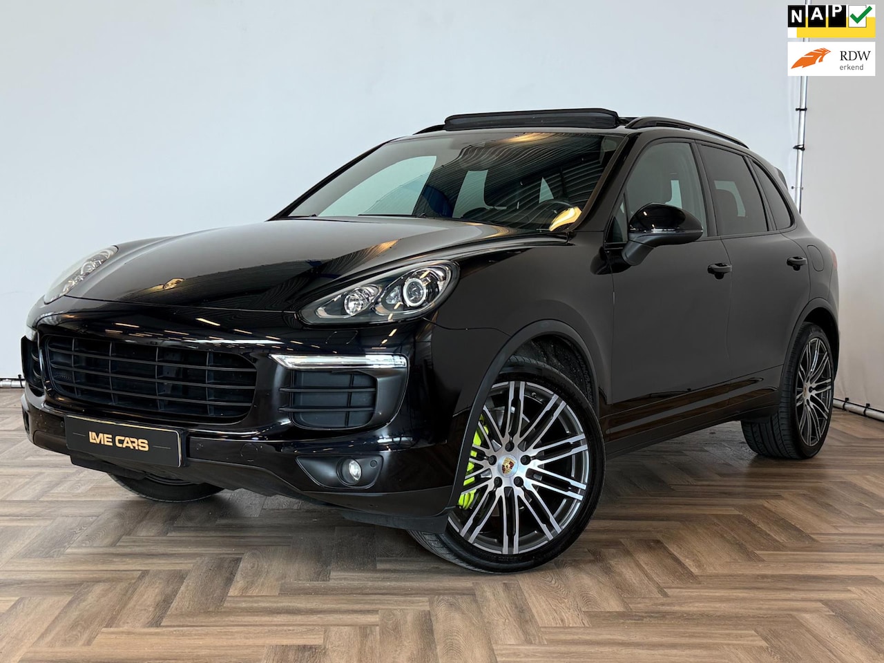 Porsche Cayenne - 3.0 S E-Hybrid 3.0 S E-Hybrid, PANO , DEALER ONDERHOUDEN , INRUIL MOGELIJK! - AutoWereld.nl