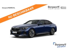 BMW 5-serie - 530e M-Sport Pro - Pano - ACC - Harman Kardon - Head-up - Iconic Glow Exterieur