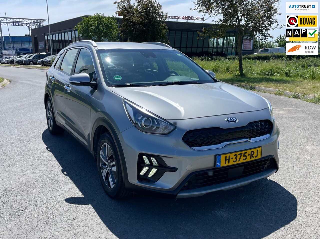 Kia Niro - 1.6 GDi Hybrid DynamicLine 1.6 GDi Hybrid DynamicLine, Aut, Trekhaak, Cam, Acc, Carplay, 1e eig afk, Geen import, Nap - AutoWereld.nl