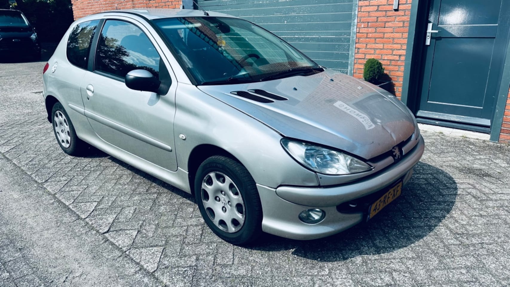 Peugeot 206 - 1.4 Air-line - Airco - rijdt Schakelt - - AutoWereld.nl