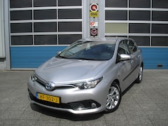 Toyota Auris - 1.8 Hybrid Aspiration 1e eigenaar facelift