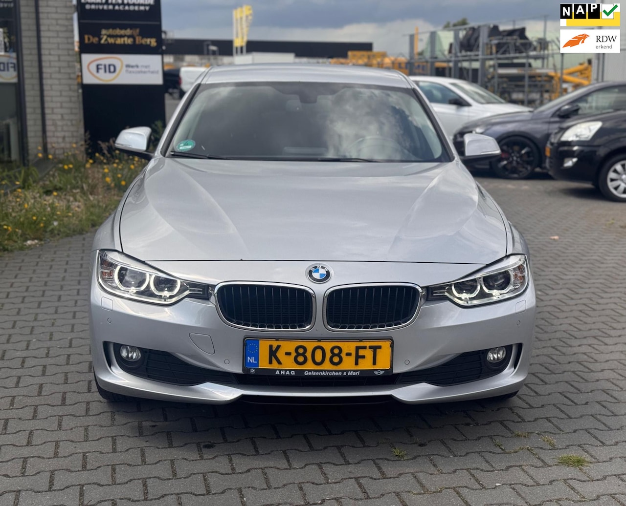 BMW 3-serie - 316i High Executive 316i High Executive - AutoWereld.nl