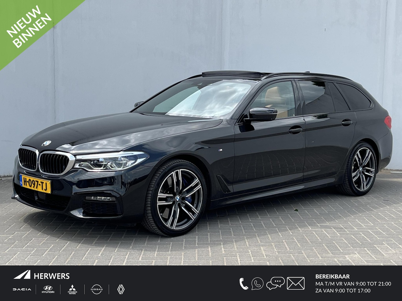 BMW 5-serie Touring - 540i xDrive M Sport Automaat / 100% Dealeronderhouden / BMW Display Key / Elektrische Acht - AutoWereld.nl