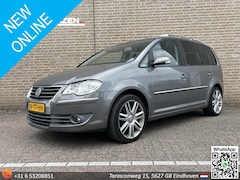 Volkswagen Touran - 1.4 TSI Highline Business | Climate | Cruise | Navi | Trekhaak |