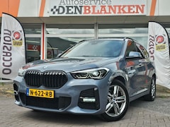 BMW X1 - SDrive18i High Executive Automaat BJ.2021 / Panodak / M SportPakket / Clima / Led Koplampe