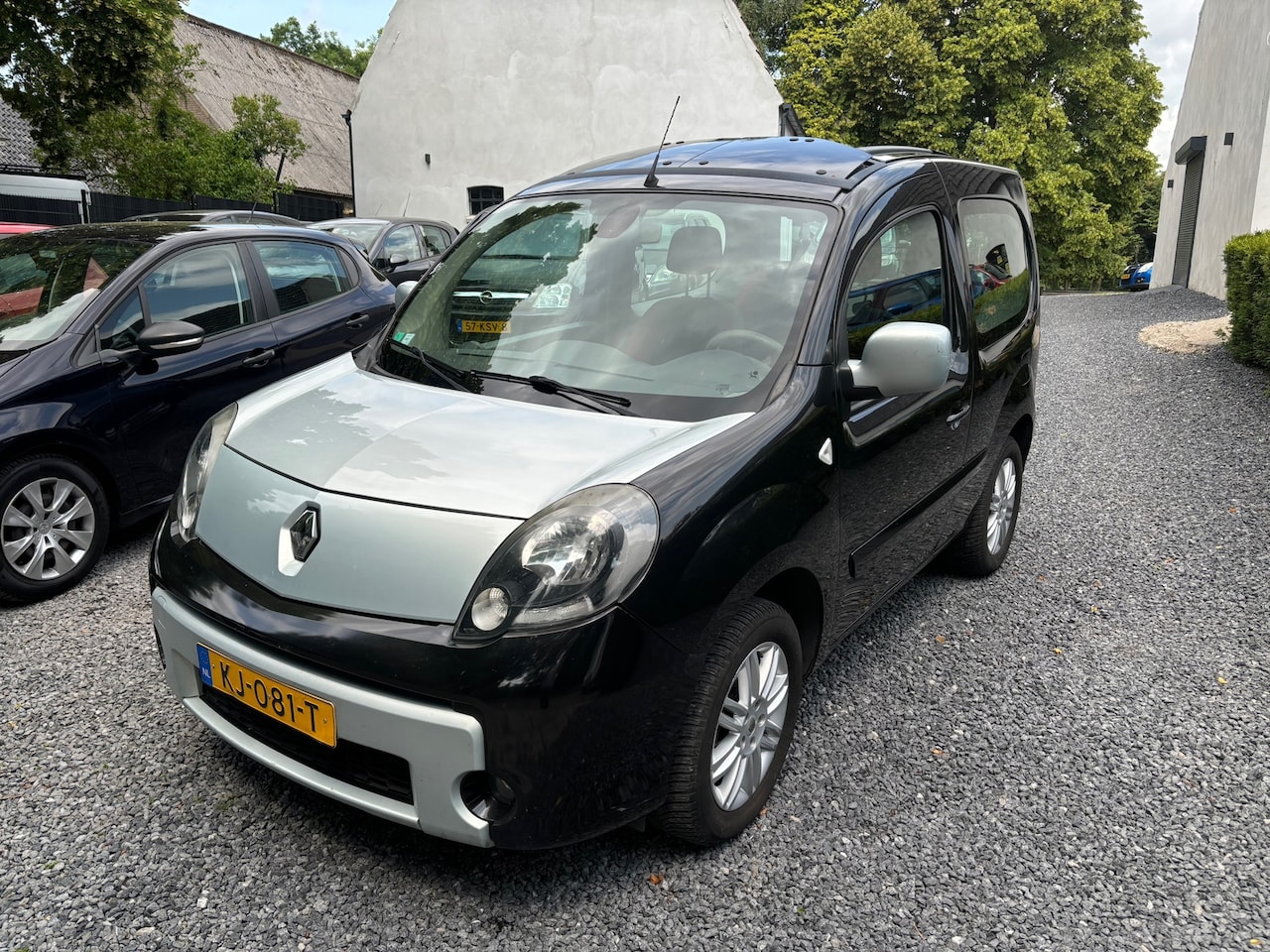 Renault Kangoo Be Bop - 105 dCi Chic AIRCO - AutoWereld.nl