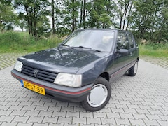 Peugeot 205 - 1.1i XE Accent