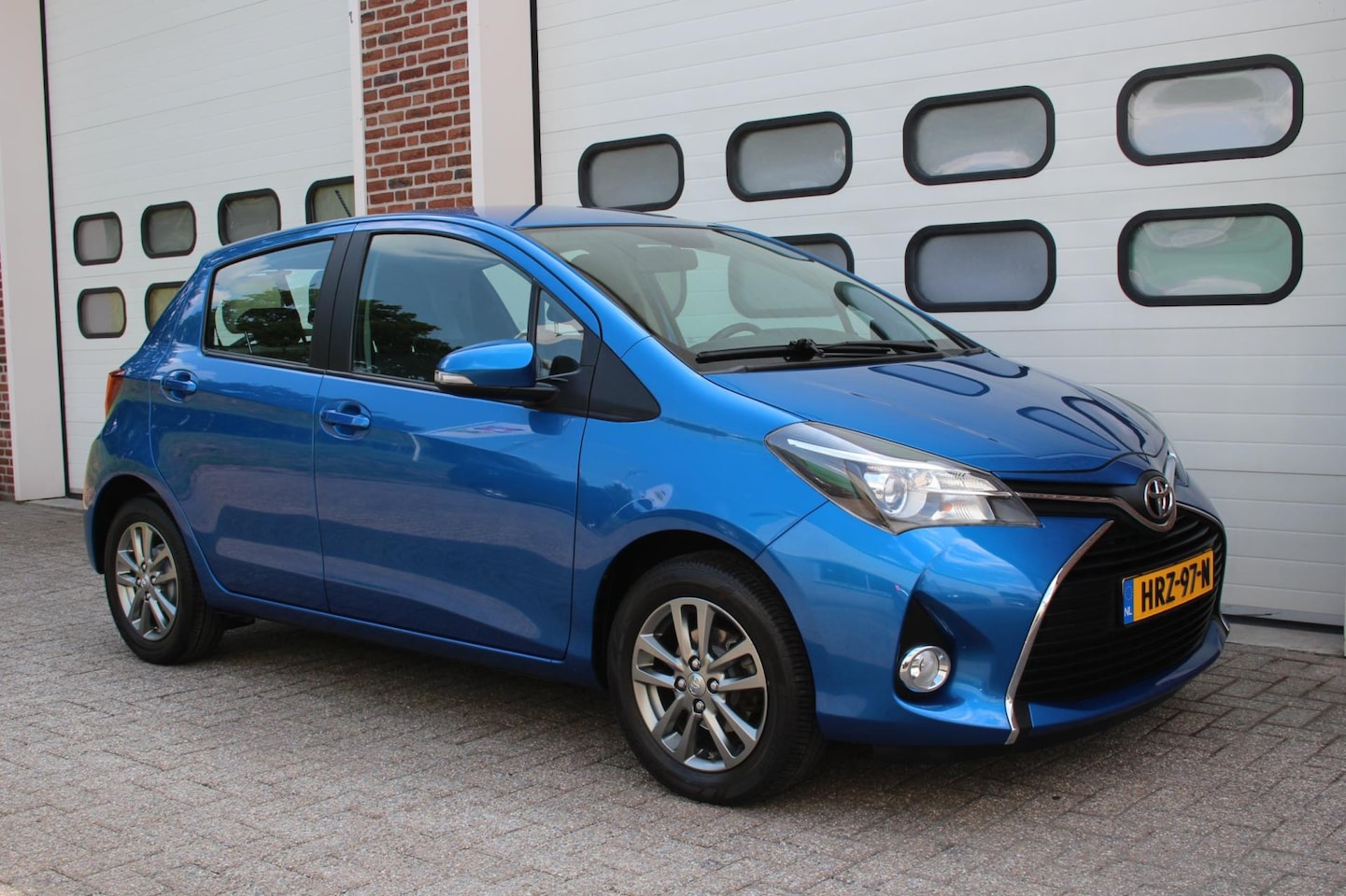 Toyota Yaris - 1.3 VVT-i Comfort 5-Deurs * Camera / Navi / 68.748Km * - AutoWereld.nl