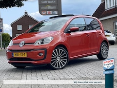 Volkswagen Up! - 1.0 Sound Edition / Full Option / Pano / Beats / Camera / Stoelverwarming / Lane Assist /