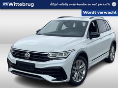 Volkswagen Tiguan - 1.4 TSI 245pk eHybrid R-Line Black Style DSG Automaat / Panoramadak / Leder / Camera 360 /