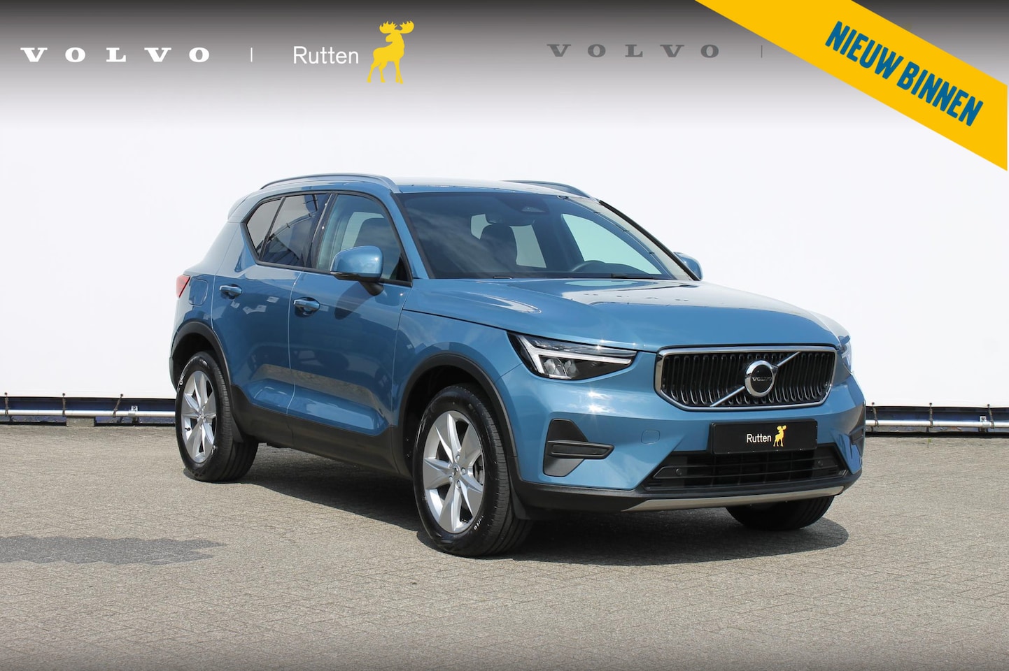 Volvo XC40 - B3 177PK Automaat Core Google infotainment / Draadloos telefoon opladen / Elektrisch bedie - AutoWereld.nl