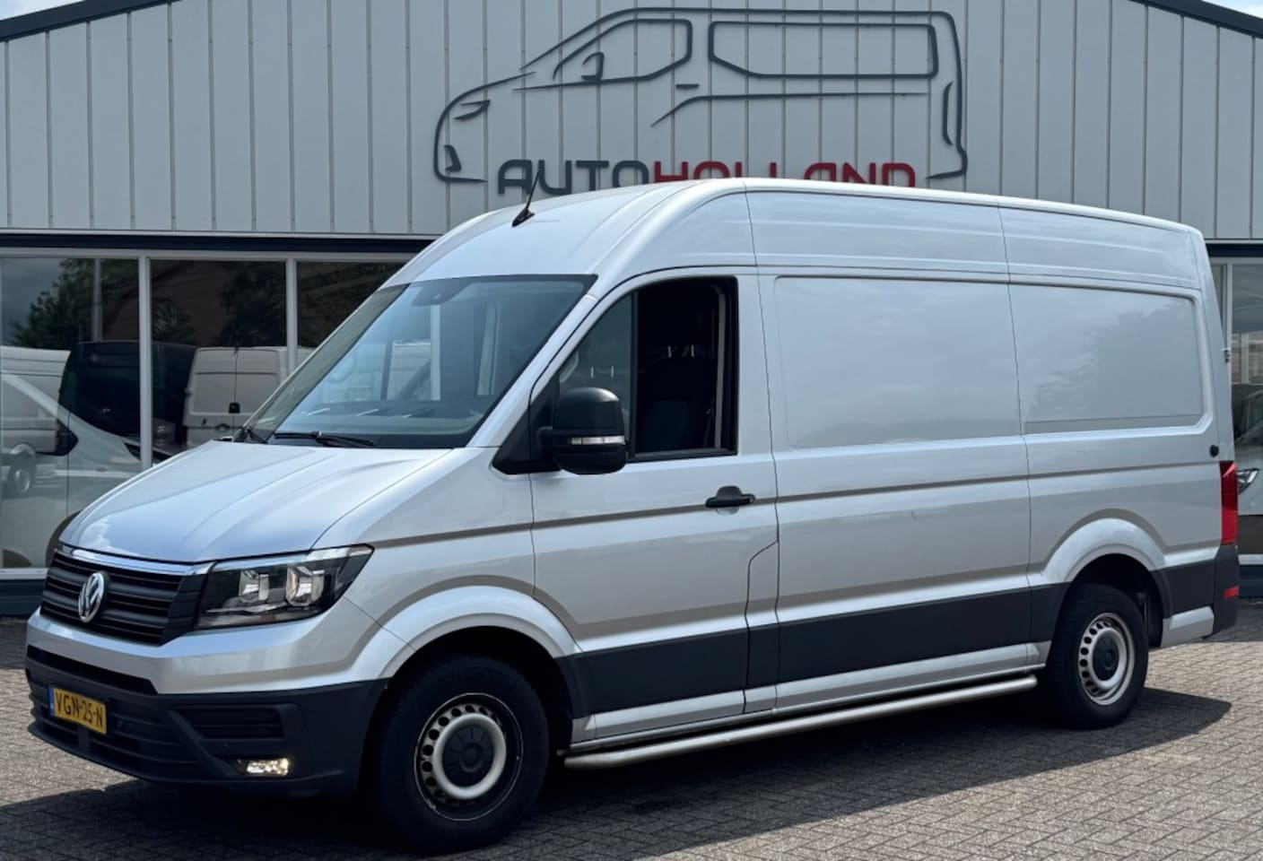 Volkswagen Crafter - 2.0 TDI 75KW 102PK L3H3 EURO 6 AIRCO/ NAVIGATIE/ CAMERA/ CRUISE CONTROL/ 100% DEALERONDERH - AutoWereld.nl