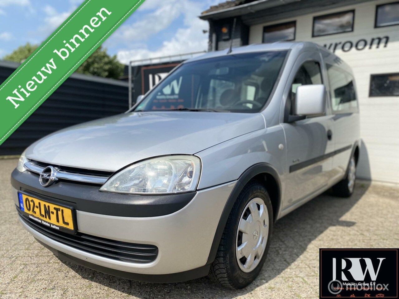Opel Tour - 1.6 Comfort 1.6 Comfort Nieuwe APK, NAP! - AutoWereld.nl