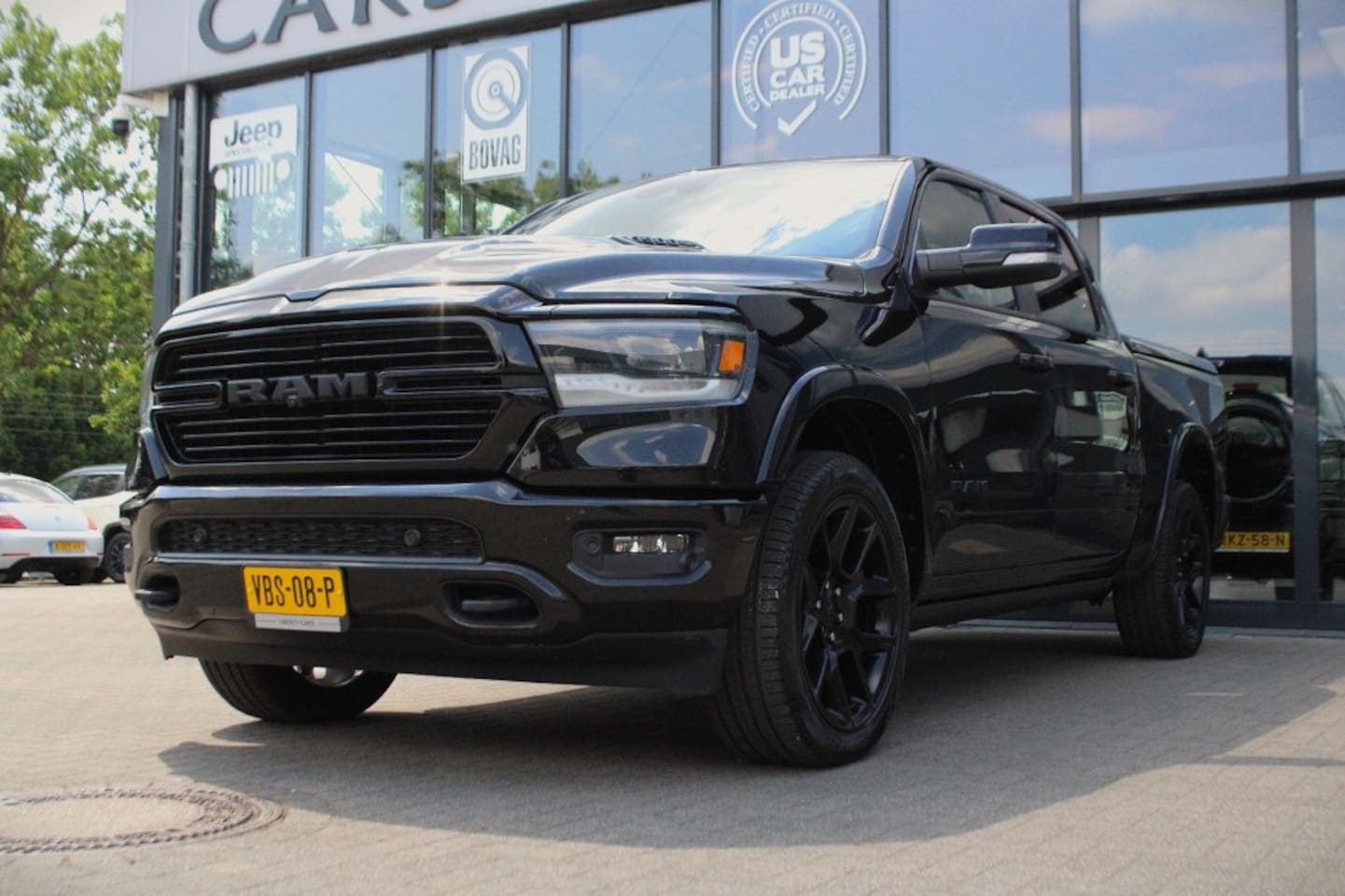 Dodge Ram Pick Up - 5.7 Hemi V8 Laramie 360 Camera, Luchtvering, Adaptive Cruise. - AutoWereld.nl