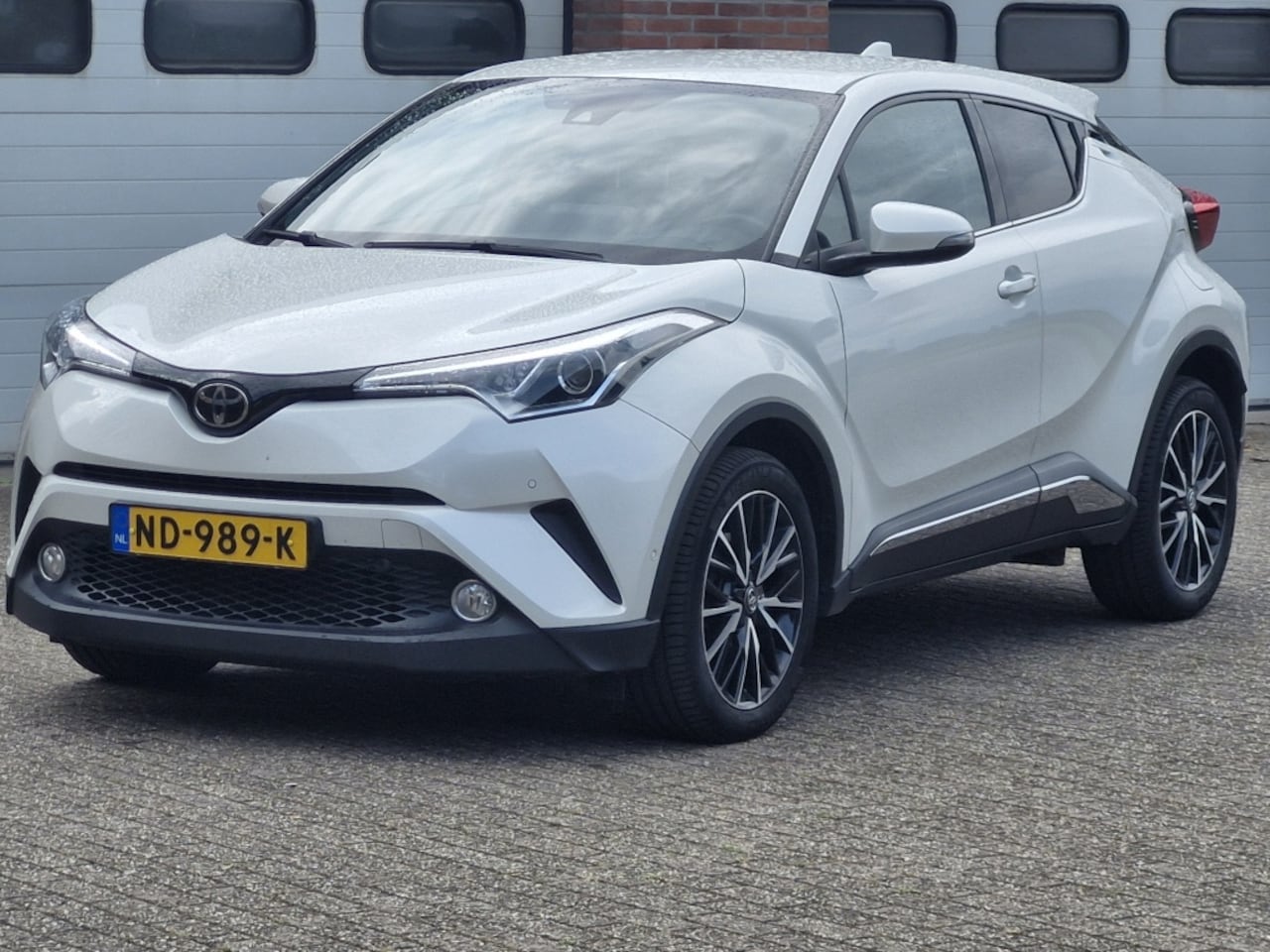 Toyota C-HR - 1.2 First Edition 1.2 First Edition - AutoWereld.nl