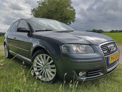 Audi A3 Sportback - 1.8 TFSI Attraction Dubbel S-Line pakket / Xenon / ZEER uitgebreide onderhoudshistorie / ALLE opties muv panod
