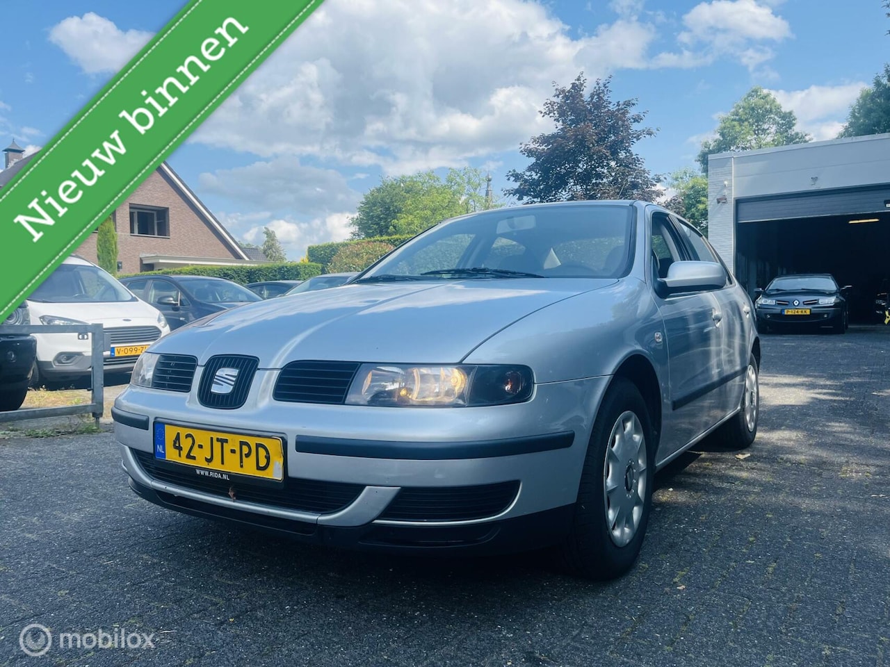Seat Toledo - 1.6-16V Signo Airco / Audio / APK 05-2026 - AutoWereld.nl