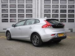 Volvo V40 - 2.0 T2 Inscription | Leder | BLIS | PDC