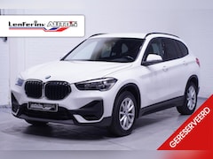 BMW X1 - sDrive18i Edition Navi Clima PDC v+a